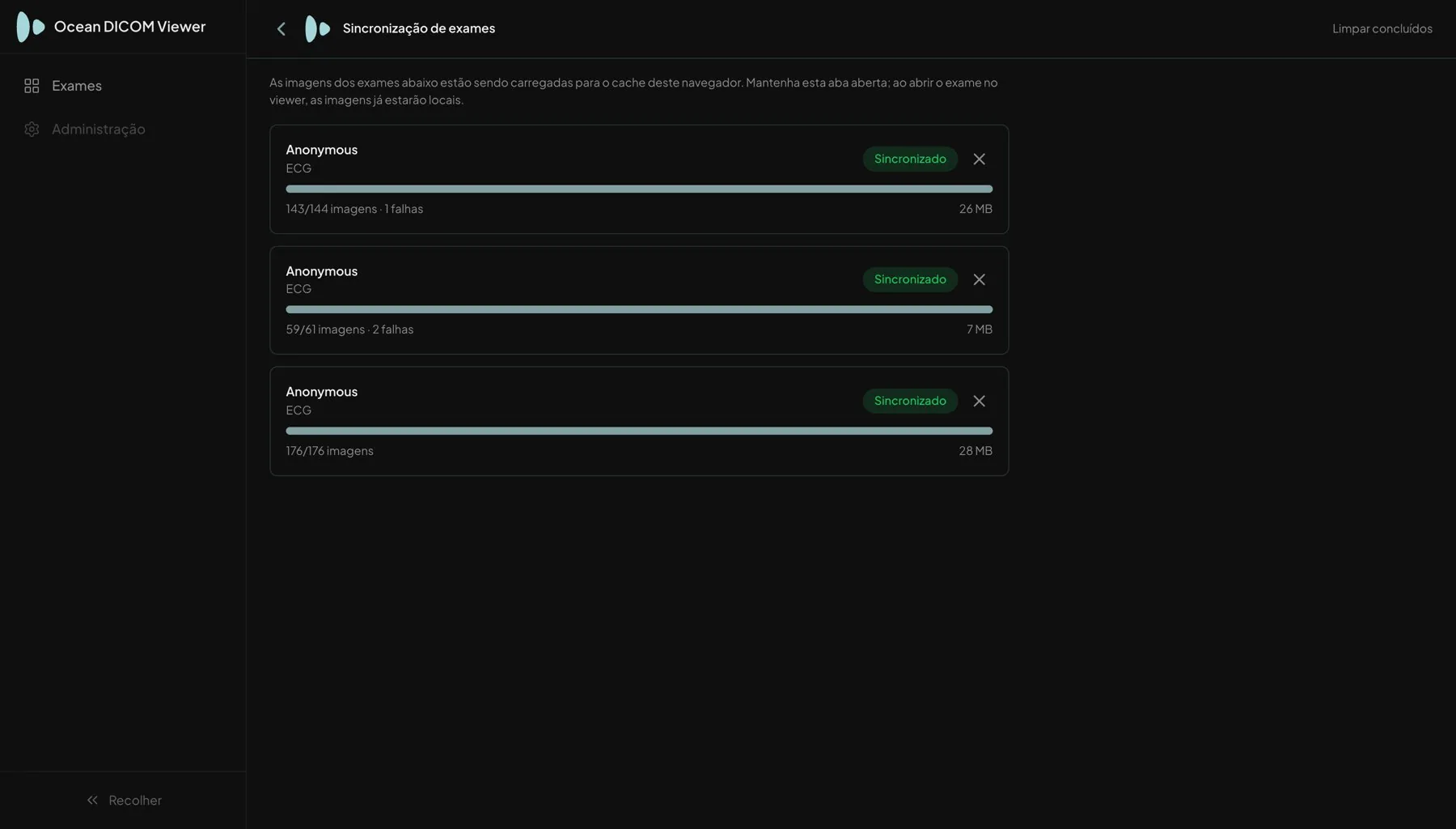 Página Sincronização de exames do Lumina Web com três exames marcados como Sincronizado, cada um com barra de progresso, contagem de imagens e tamanho em megabytes
